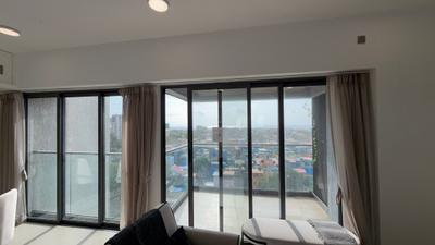 Living Room Image of 1400 Sq.ft 3 BHK Apartment / Flat for sale in Khar Danda Mumbai for Rs. 96800000