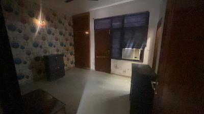 Bedroom Image of 1200 Sq.ft 2 BHK Apartment / Flat for sale in Kanishka Tower, Ashoka Enclave Faridabad for Rs. 10000000