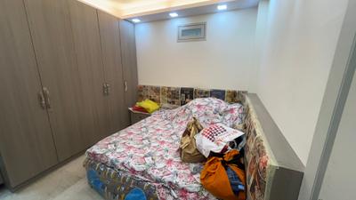 Bedroom Image of 1620 Sq.ft 3 BHK Builder Floor for sale in Anand Vihar New Delhi for Rs. 31500000