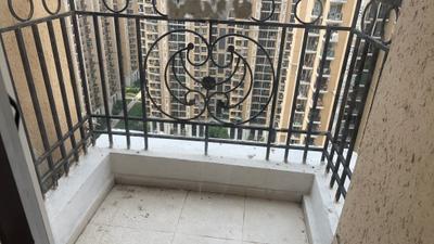 Balcony Image of 1000 Sq.ft 2.5 BHK Apartment / Flat for rent in Prateek Grand City, Siddharth Vihar Ghaziabad for Rs. 26000