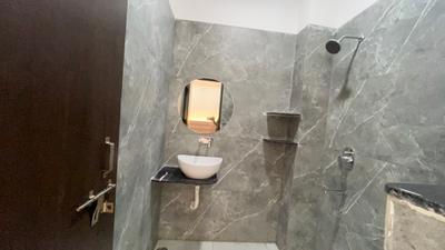 Bathroom Image of 1500 Sq.ft 1 BHK Apartment / Flat for rent in Mahalakshmi Nagar Indore for Rs. 21000