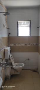 Bathroom Image of 1985 Sq.ft 3 BHK Apartment / Flat for rent in Bhatha Surat for Rs. 20000