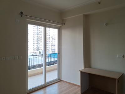 Bedroom Image of 1375 Sq.ft 3 BHK Apartment / Flat for sale in Amrapali Crystal Homes Phase 1, Sector 76 Noida for Rs. 16000000
