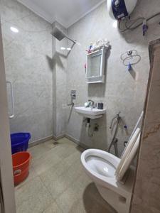 Bathroom Image of 900 Sq.ft 3 BHK Builder Floor for sale in Mahavir Enclave New Delhi for Rs. 8200000