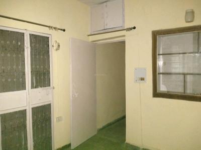 Bedroom Image of 950 Sq.ft 2 BHK Apartment / Flat for sale in Vikaspuri New Delhi for Rs. 13200000