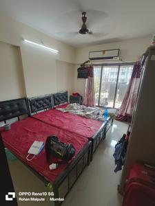 Bedroom Image of Mumbai homes pg in Kurla East, Mumbai
