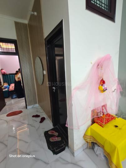 Jankipuram Extension Bathroom 1