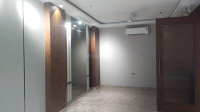 Bedroom Image of 1925 Sq.ft 3 BHK Builder Floor for sale in Safdarjung Enclave New Delhi for Rs. 57500000