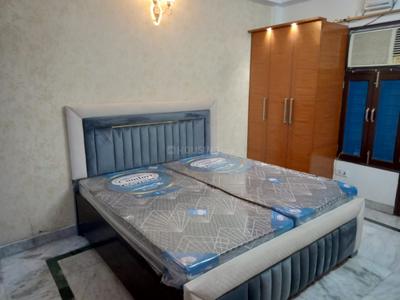 Bedroom Image of 1000 Sq.ft 2 BHK Builder Floor for sale in RWA Pragati Park Block H18 and L, Malviya Nagar New Delhi for Rs. 18600000