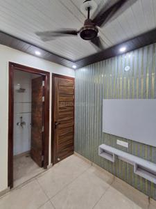 Bedroom Image of 650 Sq.ft 2 BHK Builder Floor for rent in Preet Vihar New Delhi for Rs. 14500