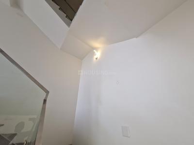 Bedroom Image of 780 Sq.ft 2 BHK Apartment / Flat for rent in Max Sarathy, S S Colony Madurai for Rs. 18000