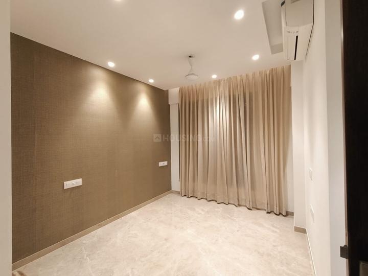 Hiranandani Gardens Bedroom 1