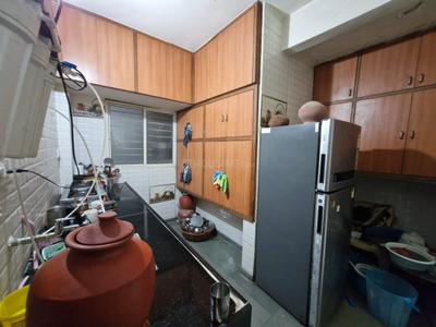 Bathroom Image of 837 Sq.ft 2 BHK Apartment / Flat for rent in Jodhpur Ahmedabad for Rs. 30000