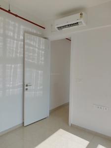Bedroom Image of 1740 Sq.ft 3 BHK Apartment / Flat for sale in Nahar Lilium Lantana, Powai Mumbai for Rs. 35000000