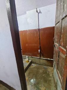 Bathroom Image of 200 Sq.ft 1 RK Independent House for rent in Kankarbagh Patna for Rs. 3000