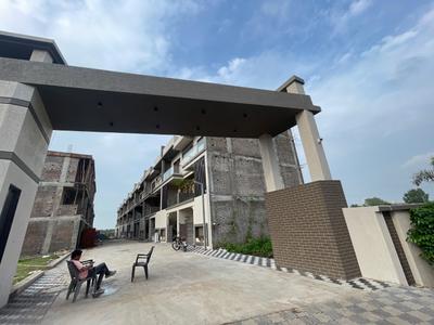 Image of 750 Sq.ft 4 BHK Independent House for sale in Palanpur, Surat for Rs. 11000000