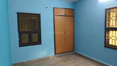 Bedroom Image of 1360 Sq.ft 3 BHK Apartment / Flat for rent in Koyambedu Chennai for Rs. 35000