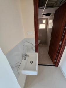 Kitchen Image of 1600 Sq.ft 3 BHK Apartment / Flat for rent in KSR Signature 4, Tellapur Sangareddy for Rs. 50000