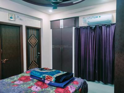Bedroom Image of 1250 Sq.ft 2 BHK Apartment / Flat for rent in Sukh Tower, Naranpura Ahmedabad for Rs. 20000