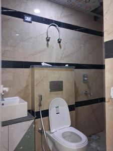 Common Bathroom Image of 1200 Sq.ft 3 BHK Apartment / Flat for sale in Hark Sai Homes 6, Sector 49 Noida for Rs. 6300000