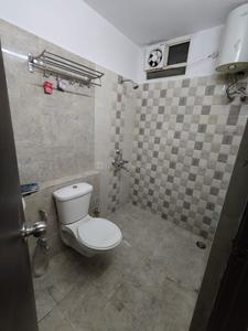 Bathroom Image of 1350 Sq.ft 3 BHK Apartment / Flat for rent in Fortune Signature, Bawadiya Kalan Bhopal for Rs. 27000