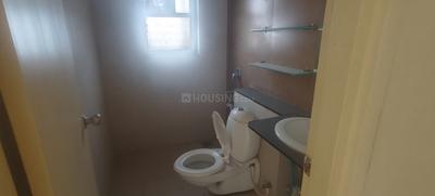Bathroom Image of 2650 Sq.ft 4 BHK Apartment / Flat for rent in Adani Water Lily, Shantigram Ahmedabad for Rs. 65000