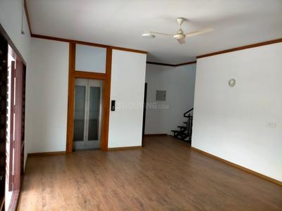 Bedroom Image of 5500 Sq.ft 4 BHK Villa for sale in Kalamassery Kochi for Rs. 70000000