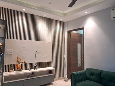 Living Room Image of 1350 Sq.ft 3 BHK Builder Floor for rent in Ramesh Nagar New Delhi for Rs. 40000