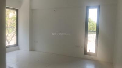 Bedroom Image of 2400 Sq.ft 3 BHK Apartment / Flat for rent in Adani Paarijat, Shantigram Ahmedabad for Rs. 52000