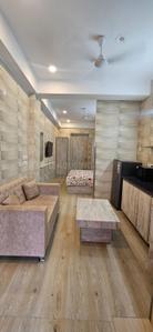 1 RK Independent Builder Floor