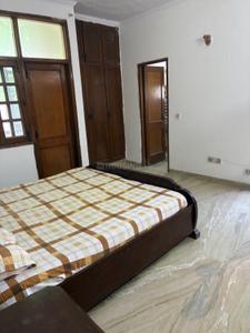 Bedroom Image of 1350 Sq.ft 2 BHK Builder Floor for rent in Naraina New Delhi for Rs. 35000