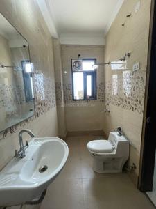 Bathroom Image of 900 Sq.ft 2 BHK Builder Floor for rent in Saket New Delhi for Rs. 28500