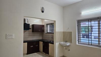 Kitchen Image of 1200 Sq.ft 2 BHK Independent House for rent in Mugalivakkam Chennai for Rs. 25000