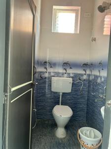 Bathroom Image of 840 Sq.ft 2 BHK Apartment / Flat for rent in Avadi Chennai for Rs. 20000