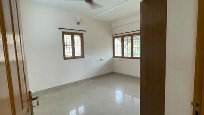 Bedroom Image of 2475 Sq.ft 4 BHK Apartment / Flat for rent in Maduravoyal Chennai for Rs. 60000
