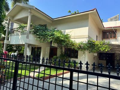 Balcony Image of 3960 Sq.ft 4 BHK Villa for sale in Thaltej Ahmedabad for Rs. 75000000