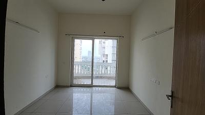 Bedroom Image of 1955 Sq.ft 3 BHK Apartment / Flat for rent in Sunworld Arista, Sector 168 Noida for Rs. 38000