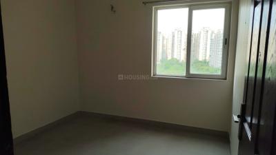 Bedroom Image of 1240 Sq.ft 2.5 BHK Apartment / Flat for sale in Paramount Floraville, Sector 137 Noida for Rs. 13600000