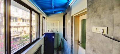 Balcony Image of Nishant PG in Marine Lines, Mumbai