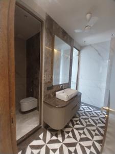 Image of 4500 Sq.ft 4 BHK Builder Floor for sale in Green Park, New Delhi for Rs. 142500000