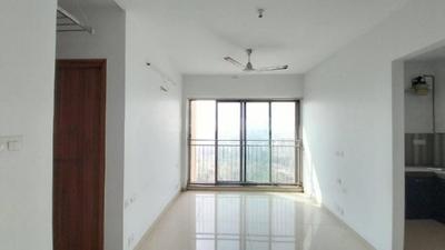 Living Room Image of 855 Sq.ft 2 BHK Apartment / Flat for rent in Kalpataru Sunrise, Thane West Thane for Rs. 35000
