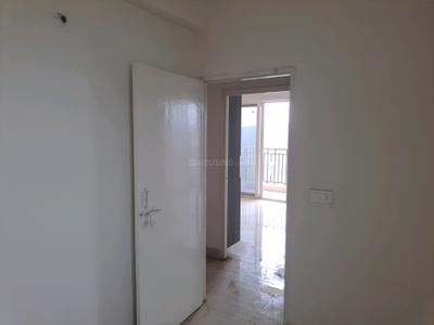 Bedroom Image of 733 Sq.ft 3 BHK Apartment / Flat for sale in Signature Global Golf Green, Sector 79 Gurgaon for Rs. 7000000