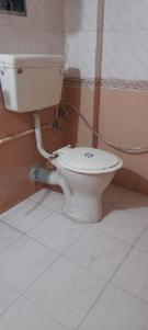 Bathroom Image of 800 Sq.ft 2 BHK Apartment / Flat for sale in Borivali East Mumbai for Rs. 15000000