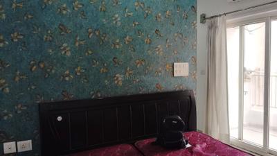 Bedroom Image of 500 Sq.ft 1 RK Apartment / Flat for rent in Ajnara Elements, Sector 137 Noida for Rs. 22500