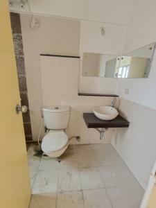 Bathroom Image of 1500 Sq.ft 3 BHK Apartment / Flat for rent in Mahindra Royale, Pimpri Pune for Rs. 55000