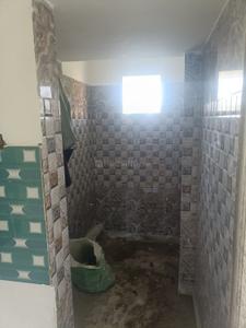 Bathroom Image of 730 Sq.ft 2 BHK Apartment / Flat for sale in Tollygunge Kolkata for Rs. 2250000