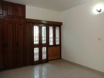 Bedroom Image of 1800 Sq.ft 3 BHK Apartment / Flat for rent in DDA Flats Vasant Kunj, Vasant Kunj New Delhi for Rs. 68000