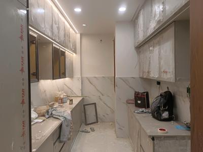 Kitchen Image of 990 Sq.ft 3 BHK Apartment / Flat for sale in Sector 24 Rohini New Delhi for Rs. 8400000
