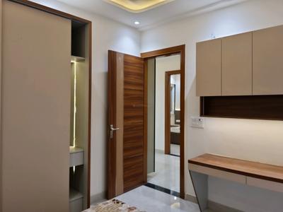 Bedroom Image of 1300 Sq.ft 4 BHK Apartment / Flat for sale in Sector 15 Dwarka New Delhi for Rs. 13500000