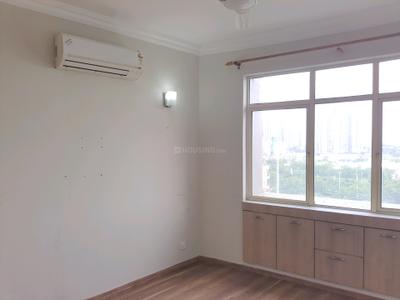 Bedroom Image of 1800 Sq.ft 3 BHK Apartment / Flat for sale in Raheja Vedaanta, Sector 108 Gurgaon for Rs. 16200000